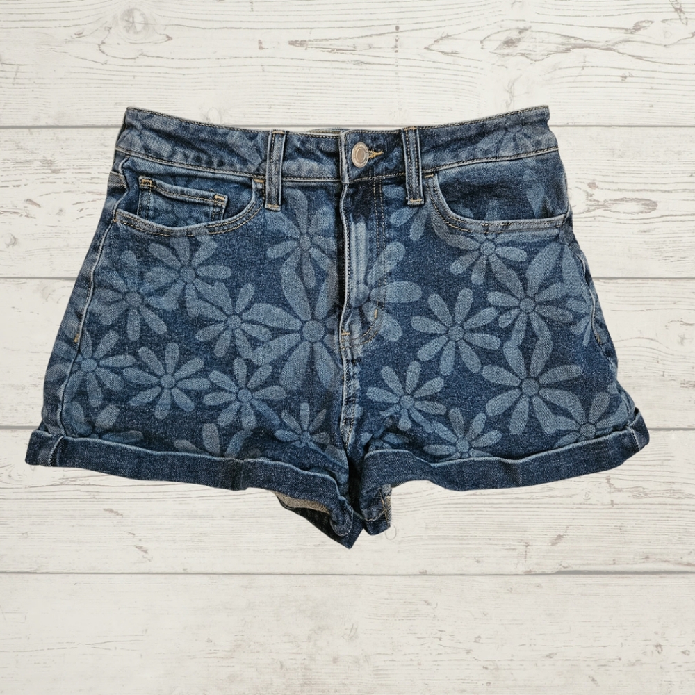SO Floral Print High Rise Mom Shorts- Size 7/28W